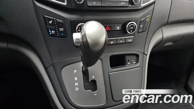 2019 Hyundai The New Grand Starex Wagon 12-Seater Sold VIN KMJWA37KBKU083515 – photo 20 2019 Hyundai The New Grand Starex Wagon 12-Seater Sold VIN KMJWA37KBKU083515 – photo 20
