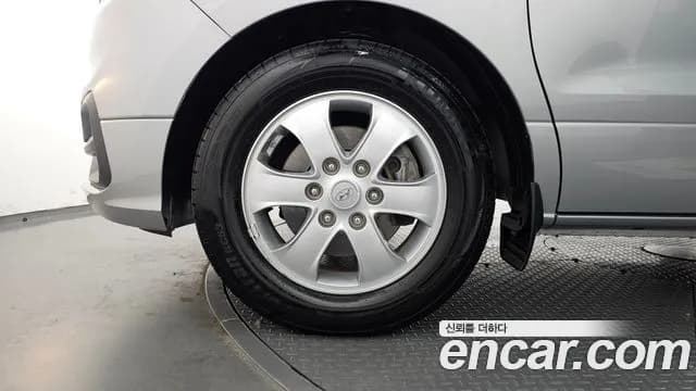 2019 Hyundai The New Grand Starex Wagon 12-Seater Sold VIN KMJWA37KBKU087851 – side profile 2019 Hyundai The New Grand Starex Wagon 12-Seater Sold VIN KMJWA37KBKU087851 – side profile