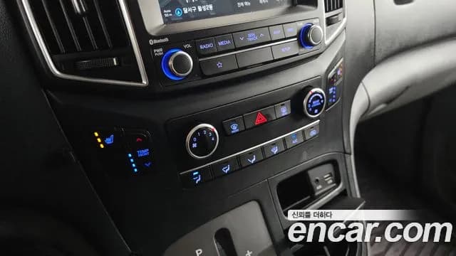 2019 Hyundai The New Grand Starex Wagon 12-Seater Sold VIN KMJWA37KBKU087851 – undercarriage 2019 Hyundai The New Grand Starex Wagon 12-Seater Sold VIN KMJWA37KBKU087851 – undercarriage