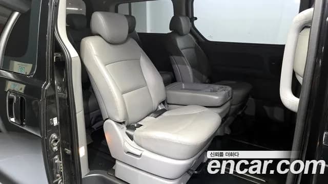 2019 Hyundai The New Grand Starex Wagon 12-Seater Sold VIN KMJWA37KBKU104919 – photo 20 2019 Hyundai The New Grand Starex Wagon 12-Seater Sold VIN KMJWA37KBKU104919 – photo 20