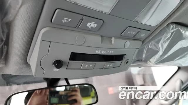 2019 Hyundai The New Grand Starex School Bus Sold VIN KMJWA37KBKU998892 – photo 18 2019 Hyundai The New Grand Starex School Bus Sold VIN KMJWA37KBKU998892 – photo 18
