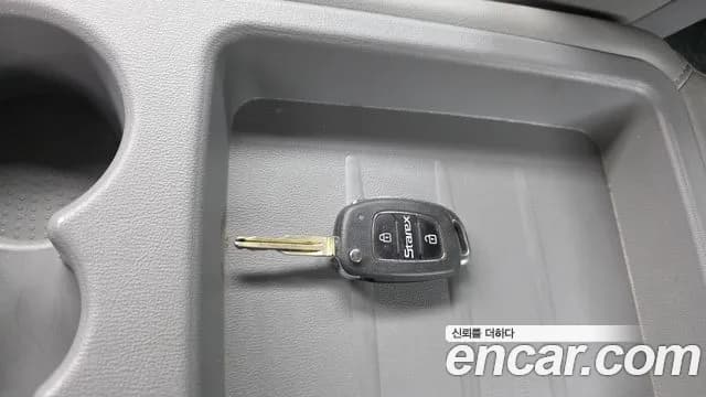 2020 Hyundai The New Grand Starex School Bus Sold VIN KMJWA37KBLU114439 – rear exterior 2020 Hyundai The New Grand Starex School Bus Sold VIN KMJWA37KBLU114439 – rear exterior