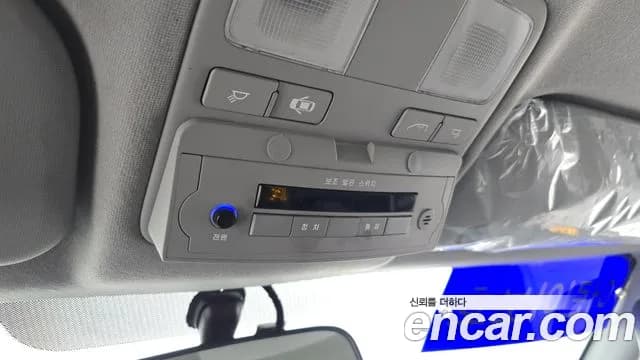 2020 Hyundai The New Grand Starex School Bus Sold VIN KMJWA37KBLU135949 – rear exterior 2020 Hyundai The New Grand Starex School Bus Sold VIN KMJWA37KBLU135949 – rear exterior