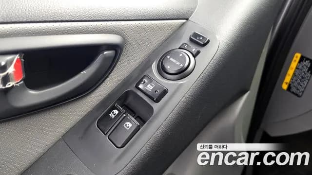 2020 Hyundai The New Grand Starex Wagon 12-Seater Sold VIN KMJWA37KBLU138380 – rear exterior 2020 Hyundai The New Grand Starex Wagon 12-Seater Sold VIN KMJWA37KBLU138380 – rear exterior
