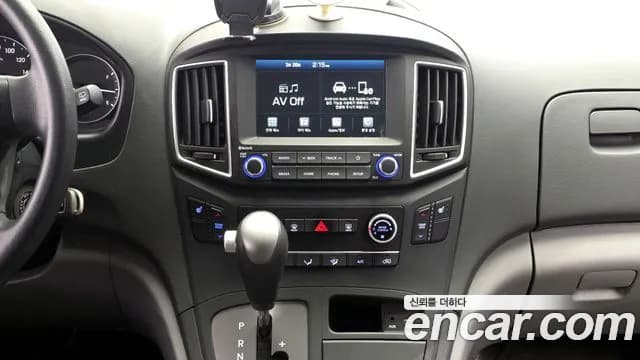 2020 Hyundai The New Grand Starex Wagon 12-Seater Sold VIN KMJWA37KBLU138380 – side profile 2020 Hyundai The New Grand Starex Wagon 12-Seater Sold VIN KMJWA37KBLU138380 – side profile
