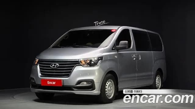 2021 Hyundai The New Grand Starex Wagon 12-Seater Sold VIN KMJWA37KBMU152067 – exterior detail 2021 Hyundai The New Grand Starex Wagon 12-Seater Sold VIN KMJWA37KBMU152067 – exterior detail