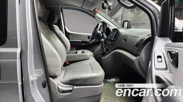 2021 Hyundai The New Grand Starex Wagon 12-Seater Sold VIN KMJWA37KBMU157695 – rear exterior 2021 Hyundai The New Grand Starex Wagon 12-Seater Sold VIN KMJWA37KBMU157695 – rear exterior