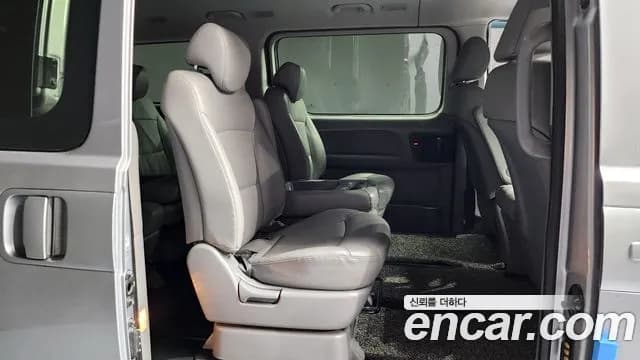 2021 Hyundai The New Grand Starex Wagon 12-Seater Sold VIN KMJWA37KBMU157695 – side profile 2021 Hyundai The New Grand Starex Wagon 12-Seater Sold VIN KMJWA37KBMU157695 – side profile