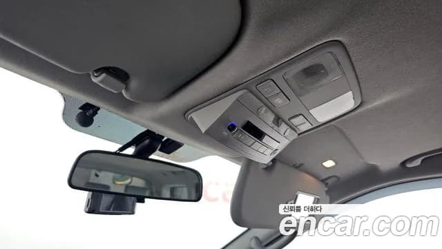 2017 Hyundai Grand Starex 4WD Guard car of chidren Sold VIN KMJWA37KDHU916003 – side profile 2017 Hyundai Grand Starex 4WD Guard car of chidren Sold VIN KMJWA37KDHU916003 – side profile