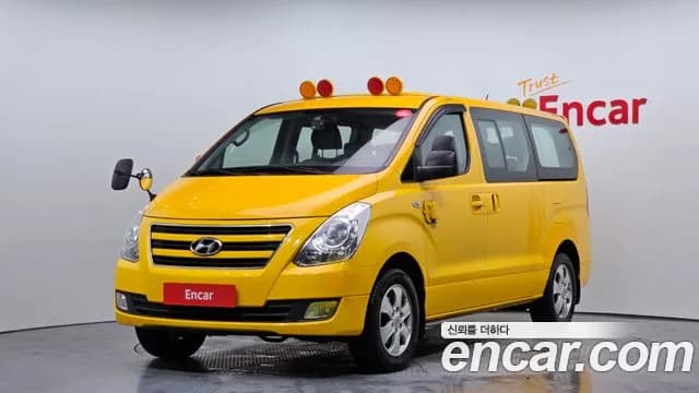 2017 Hyundai Grand Starex 4WD Guard car of chidren Sold VIN KMJWA37KDHU916003 – interior seats 2017 Hyundai Grand Starex 4WD Guard car of chidren Sold VIN KMJWA37KDHU916003 – interior seats