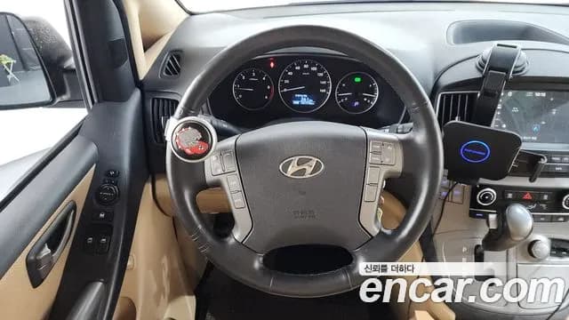 2018 Hyundai Grand Starex 4WD 11-Seater Wagon Sold VIN KMJWA37KDJU936922 – photo 12 2018 Hyundai Grand Starex 4WD 11-Seater Wagon Sold VIN KMJWA37KDJU936922 – photo 12