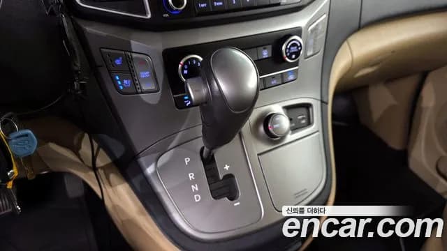 2019 Hyundai The New Grand Starex 4WD Camping car Sold VIN KMJWA37KDKU017075 – photo 12 2019 Hyundai The New Grand Starex 4WD Camping car Sold VIN KMJWA37KDKU017075 – photo 12