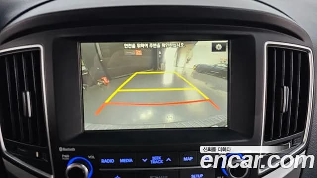 2019 Hyundai The New Grand Starex 4WD Wagon 11-Seater Sold VIN KMJWA37KDKU040555 – interior seats 2019 Hyundai The New Grand Starex 4WD Wagon 11-Seater Sold VIN KMJWA37KDKU040555 – interior seats