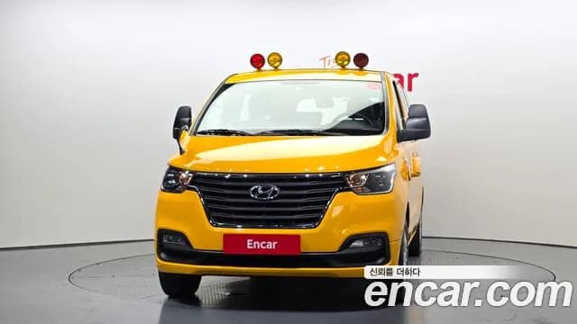 2019 Hyundai The New Grand Starex School Bus LPi Sold VIN KMJWA37TBKU001886 – dashboard 2019 Hyundai The New Grand Starex School Bus LPi Sold VIN KMJWA37TBKU001886 – dashboard