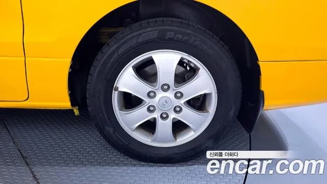 2019 Hyundai The New Grand Starex School Bus LPi Sold VIN KMJWA37TBKU045447 – photo 16 2019 Hyundai The New Grand Starex School Bus LPi Sold VIN KMJWA37TBKU045447 – photo 16
