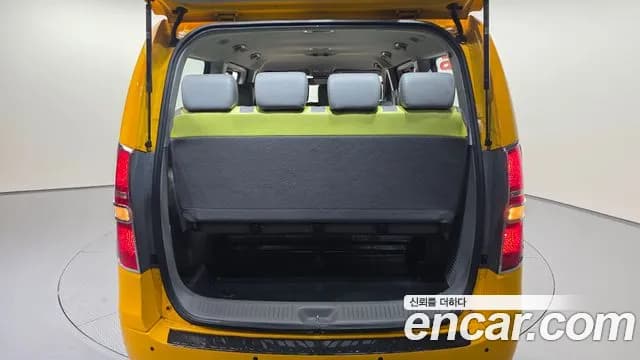 2019 Hyundai The New Grand Starex School Bus LPi Sold VIN KMJWA37TBKU995934 – front exterior 2019 Hyundai The New Grand Starex School Bus LPi Sold VIN KMJWA37TBKU995934 – front exterior