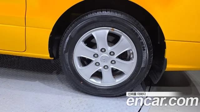 2019 Hyundai The New Grand Starex School Bus LPi Sold VIN KMJWA37TBKU999435 – interior seats 2019 Hyundai The New Grand Starex School Bus LPi Sold VIN KMJWA37TBKU999435 – interior seats