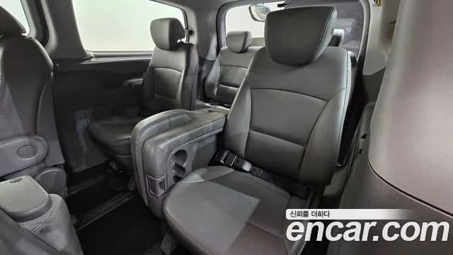 2020 Hyundai The New Grand Starex School Bus LPi Sold VIN KMJWA37TBLU107334 – dashboard 2020 Hyundai The New Grand Starex School Bus LPi Sold VIN KMJWA37TBLU107334 – dashboard