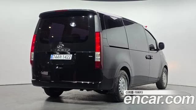 2022 Hyundai Staria 4WD Tourer 11-Seater Sold VIN KMJYA371DNU029838 – front exterior 2022 Hyundai Staria 4WD Tourer 11-Seater Sold VIN KMJYA371DNU029838 – front exterior