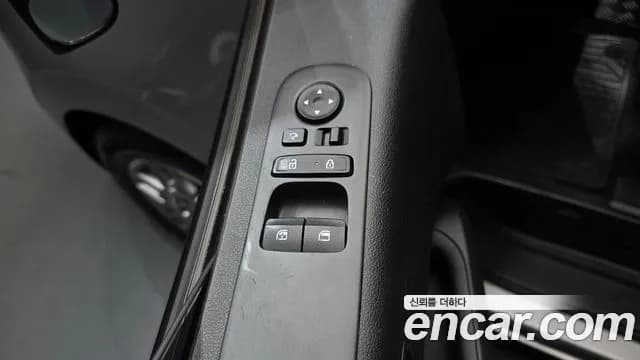 2022 Hyundai Staria Tourer 11-Seater Sold VIN KMJYB371BNU003755 – rear exterior 2022 Hyundai Staria Tourer 11-Seater Sold VIN KMJYB371BNU003755 – rear exterior