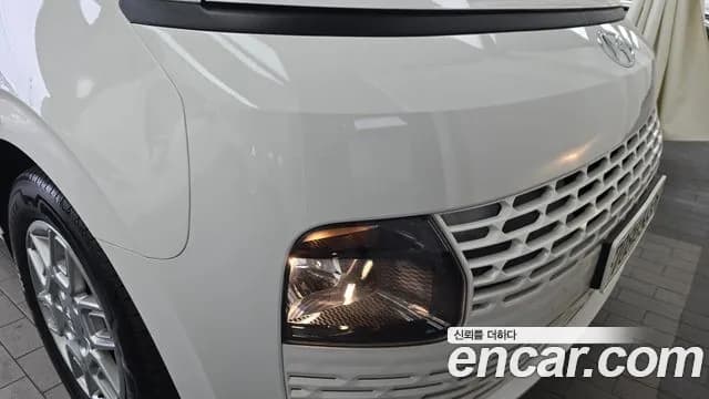 2022 Hyundai Staria Tourer 11-Seater Sold VIN KMJYB371BNU045571 – side profile 2022 Hyundai Staria Tourer 11-Seater Sold VIN KMJYB371BNU045571 – side profile