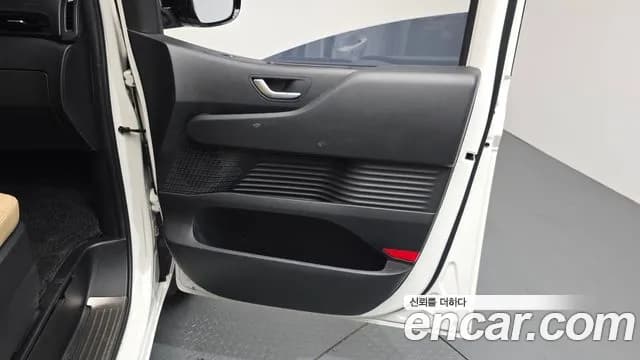 2024 Hyundai Staria L3.5 Tourer 11-Seater Sold VIN KMJYB373BRU162675 – rear exterior 2024 Hyundai Staria L3.5 Tourer 11-Seater Sold VIN KMJYB373BRU162675 – rear exterior
