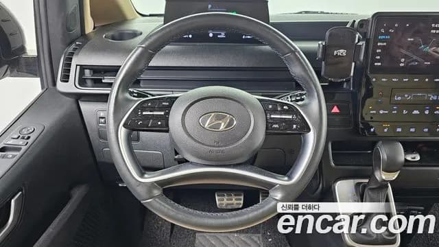 2024 Hyundai Staria L3.5 Tourer 11-Seater Sold VIN KMJYB373BRU171681 – interior seats 2024 Hyundai Staria L3.5 Tourer 11-Seater Sold VIN KMJYB373BRU171681 – interior seats