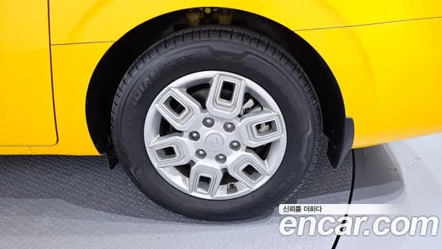 2024 Hyundai Staria L3.5 Kinder Safety Car Sold VIN KMJYB373BRU180299 – photo 14 2024 Hyundai Staria L3.5 Kinder Safety Car Sold VIN KMJYB373BRU180299 – photo 14