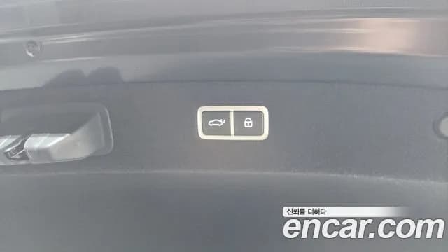 2022 Genesis G90 (RS4) Gasoline 3.5 Turbo 2WD Sold VIN KMTFA41DBNU013601 – side profile 2022 Genesis G90 (RS4) Gasoline 3.5 Turbo 2WD Sold VIN KMTFA41DBNU013601 – side profile
