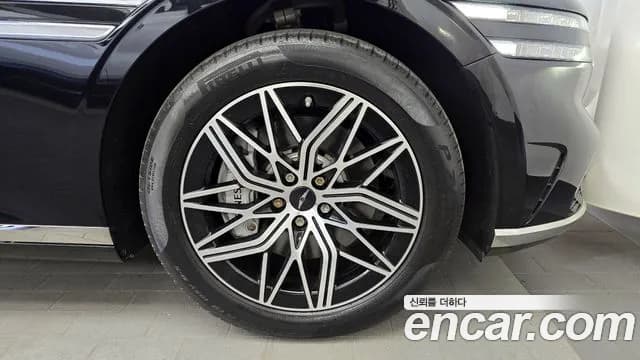 2022 Genesis G90 (RS4) Gasoline 3.5 Turbo 2WD Sold VIN KMTFA41DBNU018278 – trunk area 2022 Genesis G90 (RS4) Gasoline 3.5 Turbo 2WD Sold VIN KMTFA41DBNU018278 – trunk area