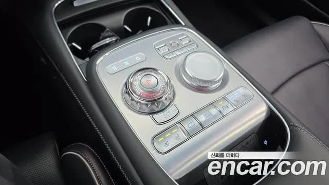 2025 Genesis G90 (RS4) Gasoline 3.5 Turbo 2WD Sold VIN KMTFA41DBSU048224 – dashboard 2025 Genesis G90 (RS4) Gasoline 3.5 Turbo 2WD Sold VIN KMTFA41DBSU048224 – dashboard
