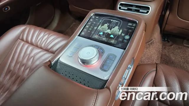 2022 Genesis G90 (RS4) Gasoline 3.5 Turbo AWD Sold VIN KMTFA41DDNU001268 – trunk area 2022 Genesis G90 (RS4) Gasoline 3.5 Turbo AWD Sold VIN KMTFA41DDNU001268 – trunk area