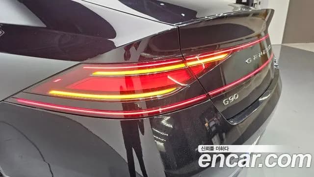 2022 Genesis G90 (RS4) Gasoline 3.5 Turbo AWD Sold VIN KMTFA41DDNU001802 – engine bay 2022 Genesis G90 (RS4) Gasoline 3.5 Turbo AWD Sold VIN KMTFA41DDNU001802 – engine bay