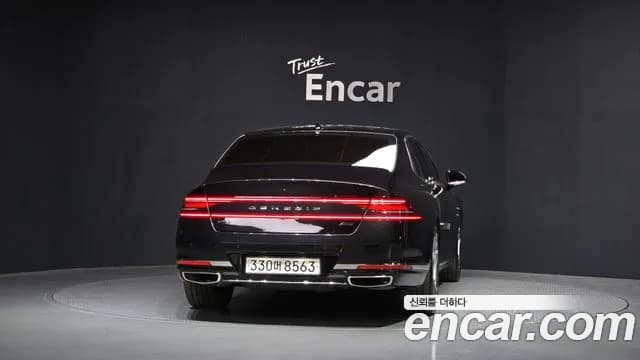 2022 Genesis G90 (RS4) Gasoline 3.5 Turbo AWD Sold VIN KMTFA41DDNU002902 – interior seats 2022 Genesis G90 (RS4) Gasoline 3.5 Turbo AWD Sold VIN KMTFA41DDNU002902 – interior seats