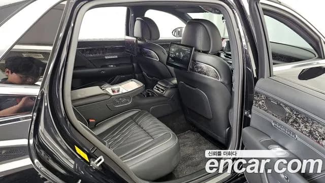 2022 Genesis G90 (RS4) Gasoline 3.5 Turbo AWD Sold VIN KMTFA41DDNU003104 – exterior detail 2022 Genesis G90 (RS4) Gasoline 3.5 Turbo AWD Sold VIN KMTFA41DDNU003104 – exterior detail