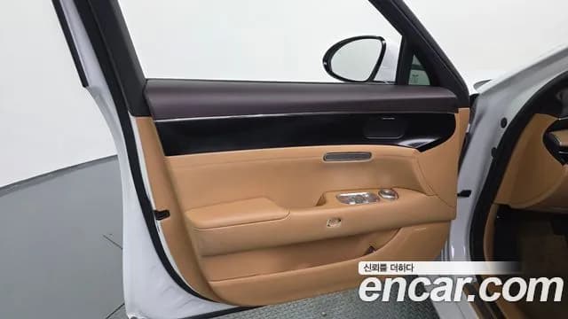 2022 Genesis G90 (RS4) Gasoline 3.5 Turbo AWD Sold VIN KMTFA41DDNU004050 – undercarriage 2022 Genesis G90 (RS4) Gasoline 3.5 Turbo AWD Sold VIN KMTFA41DDNU004050 – undercarriage