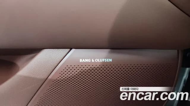 2022 Genesis G90 (RS4) Gasoline 3.5 Turbo AWD Sold VIN KMTFA41DDNU006614 – front exterior 2022 Genesis G90 (RS4) Gasoline 3.5 Turbo AWD Sold VIN KMTFA41DDNU006614 – front exterior