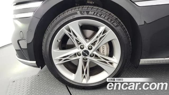 2022 Genesis G90 (RS4) Gasoline 3.5 Turbo AWD Sold VIN KMTFA41DDNU006614 – trunk area 2022 Genesis G90 (RS4) Gasoline 3.5 Turbo AWD Sold VIN KMTFA41DDNU006614 – trunk area