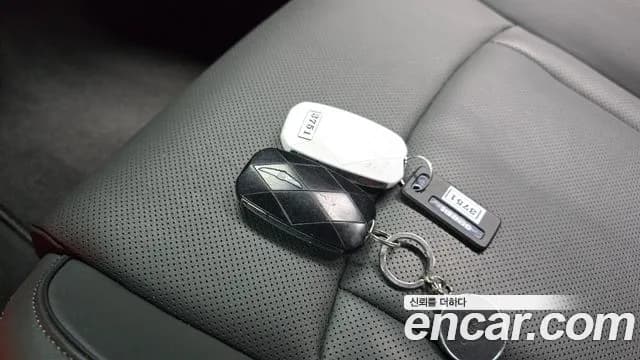 2022 Genesis G90 (RS4) Gasoline 3.5 Turbo AWD Sold VIN KMTFA41DDNU008179 – photo 22 2022 Genesis G90 (RS4) Gasoline 3.5 Turbo AWD Sold VIN KMTFA41DDNU008179 – photo 22