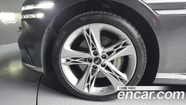 2022 Genesis G90 (RS4) Gasoline 3.5 Turbo AWD Sold VIN KMTFA41DDNU008438 – undercarriage 2022 Genesis G90 (RS4) Gasoline 3.5 Turbo AWD Sold VIN KMTFA41DDNU008438 – undercarriage