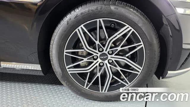 2022 Genesis G90 (RS4) Gasoline 3.5 Turbo AWD Sold VIN KMTFA41DDNU009212 – front exterior 2022 Genesis G90 (RS4) Gasoline 3.5 Turbo AWD Sold VIN KMTFA41DDNU009212 – front exterior