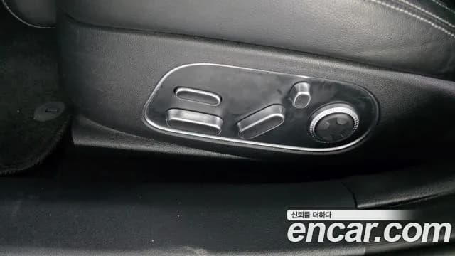 2022 Genesis G90 (RS4) Gasoline 3.5 Turbo AWD Sold VIN KMTFA41DDNU009212 – trunk area 2022 Genesis G90 (RS4) Gasoline 3.5 Turbo AWD Sold VIN KMTFA41DDNU009212 – trunk area