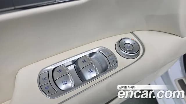 2022 Genesis G90 (RS4) Gasoline 3.5 Turbo AWD Sold VIN KMTFA41DDNU009594 – undercarriage 2022 Genesis G90 (RS4) Gasoline 3.5 Turbo AWD Sold VIN KMTFA41DDNU009594 – undercarriage