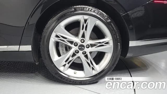 2022 Genesis G90 (RS4) Gasoline 3.5 Turbo AWD Sold VIN KMTFA41DDNU009864 – side profile 2022 Genesis G90 (RS4) Gasoline 3.5 Turbo AWD Sold VIN KMTFA41DDNU009864 – side profile