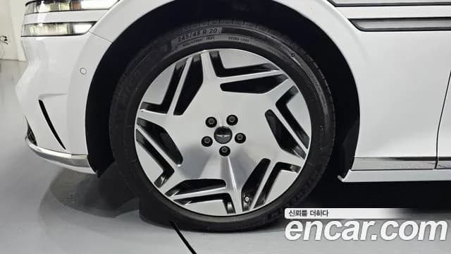 2022 Genesis G90 (RS4) Gasoline 3.5 Turbo AWD Sold VIN KMTFA41DDNU013301 – dashboard 2022 Genesis G90 (RS4) Gasoline 3.5 Turbo AWD Sold VIN KMTFA41DDNU013301 – dashboard