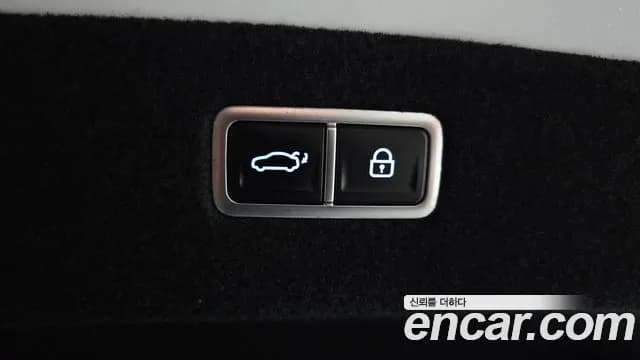 2022 Genesis G90 (RS4) Gasoline 3.5 Turbo AWD Sold VIN KMTFA41DDNU013301 – photo 31 2022 Genesis G90 (RS4) Gasoline 3.5 Turbo AWD Sold VIN KMTFA41DDNU013301 – photo 31