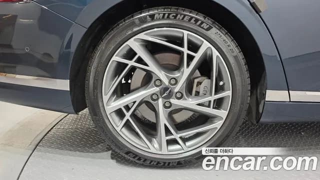 2022 Genesis G90 (RS4) Gasoline 3.5 Turbo AWD Sold VIN KMTFA41DDNU013763 – trunk area 2022 Genesis G90 (RS4) Gasoline 3.5 Turbo AWD Sold VIN KMTFA41DDNU013763 – trunk area
