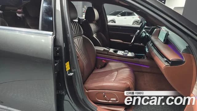2022 Genesis G90 (RS4) Gasoline 3.5 Turbo AWD Sold VIN KMTFA41DDNU016090 – exterior detail 2022 Genesis G90 (RS4) Gasoline 3.5 Turbo AWD Sold VIN KMTFA41DDNU016090 – exterior detail