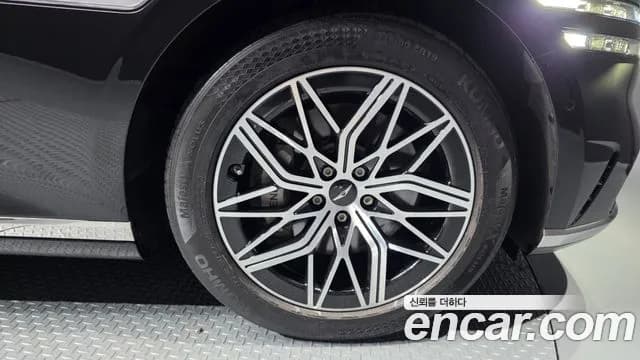 2023 Genesis G90 (RS4) Gasoline 3.5 Turbo AWD Sold VIN KMTFA41DDPU019442 – photo 38 2023 Genesis G90 (RS4) Gasoline 3.5 Turbo AWD Sold VIN KMTFA41DDPU019442 – photo 38