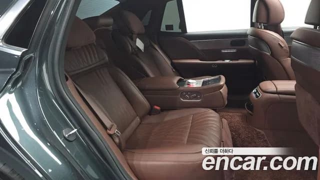 2023 Genesis G90 (RS4) Gasoline 3.5 Turbo AWD Sold VIN KMTFA41DDPU021788 – undercarriage 2023 Genesis G90 (RS4) Gasoline 3.5 Turbo AWD Sold VIN KMTFA41DDPU021788 – undercarriage